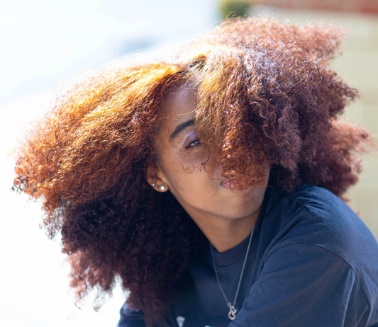 Styling Curly and Straight Hair During the Fall